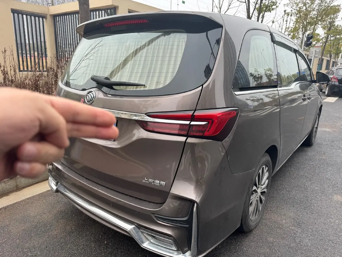 2021 Buick GL8 2.0T 237HP L4 9AT,autocango,china used car exporter,china ev exporter,chinese used car exporter,chinese used ev exporter