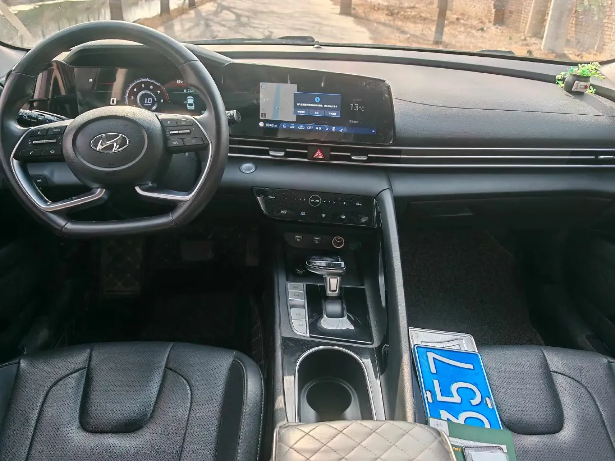 2021 Hyundai Elantra 1.5L 115HP L4 CVT,autocango,china used car exporter,china ev exporter,chinese used car exporter,chinese used ev exporter