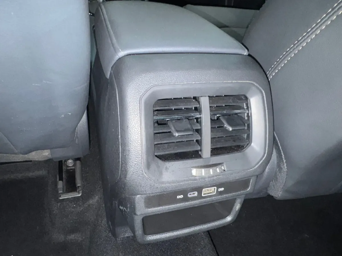 2022 Volkswagen Tharu 1.4T 150HP L4 7DCT,autocango,china used car exporter,china ev exporter,chinese used car exporter,chinese used ev exporter