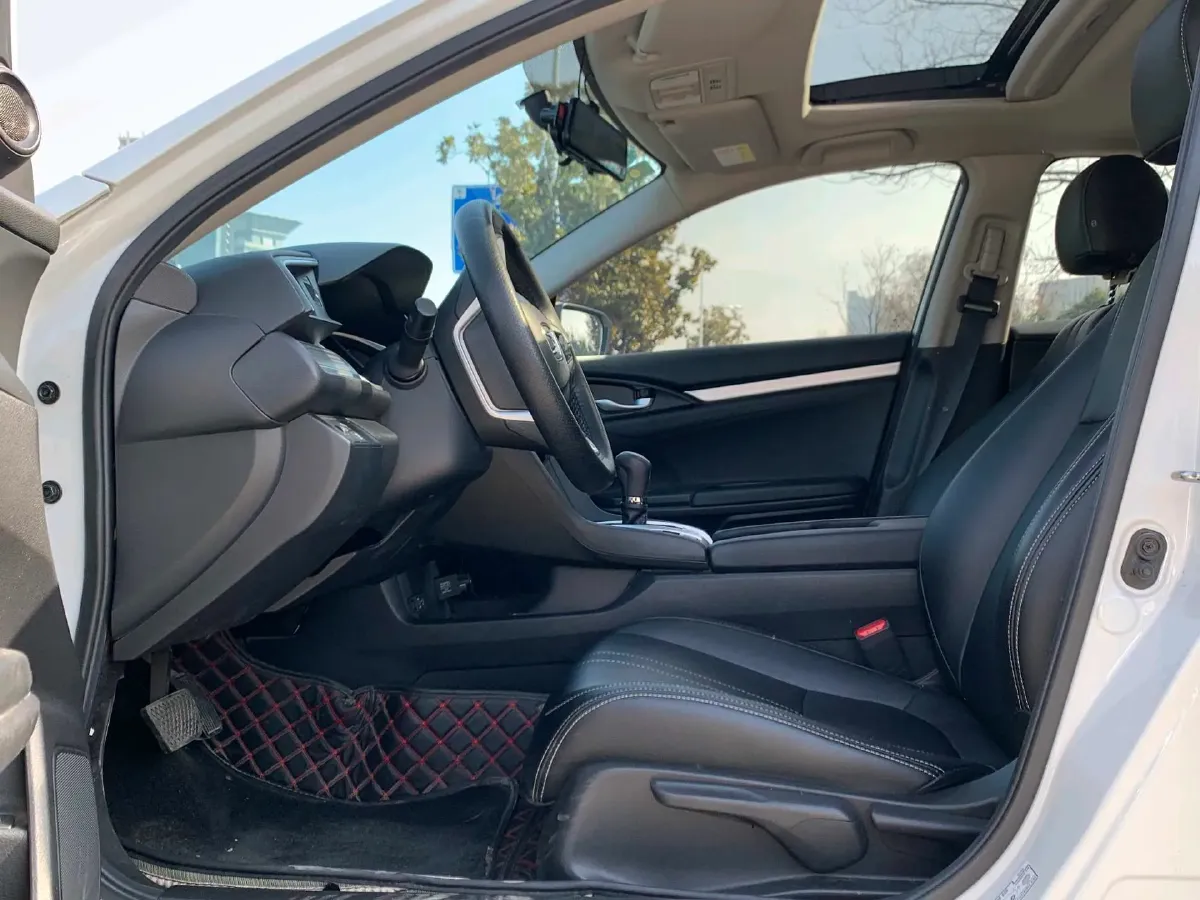 2019 Honda Civic 1.5T 177HP L4 CVT,autocango,china used car exporter,china ev exporter,chinese used car exporter,chinese used ev exporter