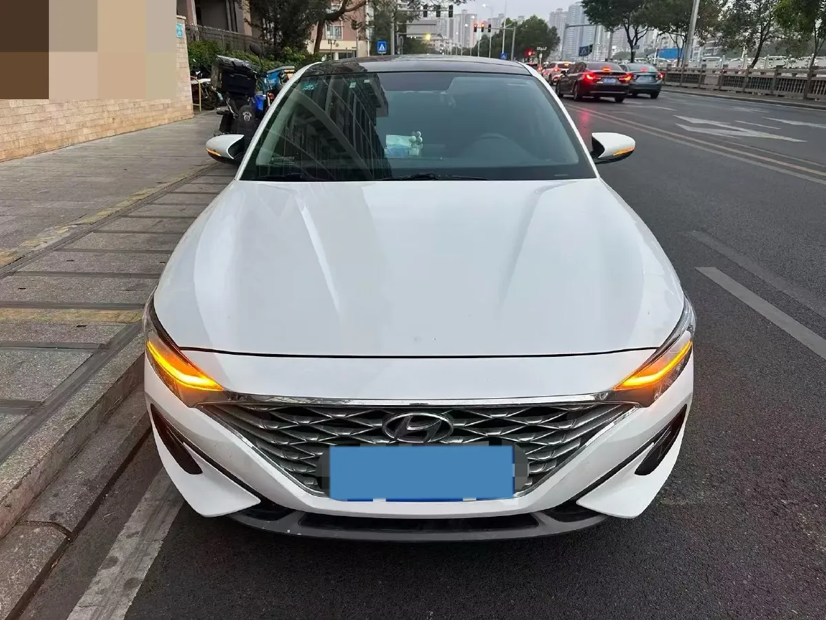 2019 Hyundai La Festa 1.6T 204HP L4 7DCT,autocango,china used car exporter,china ev exporter,chinese used car exporter,chinese used ev exporter
