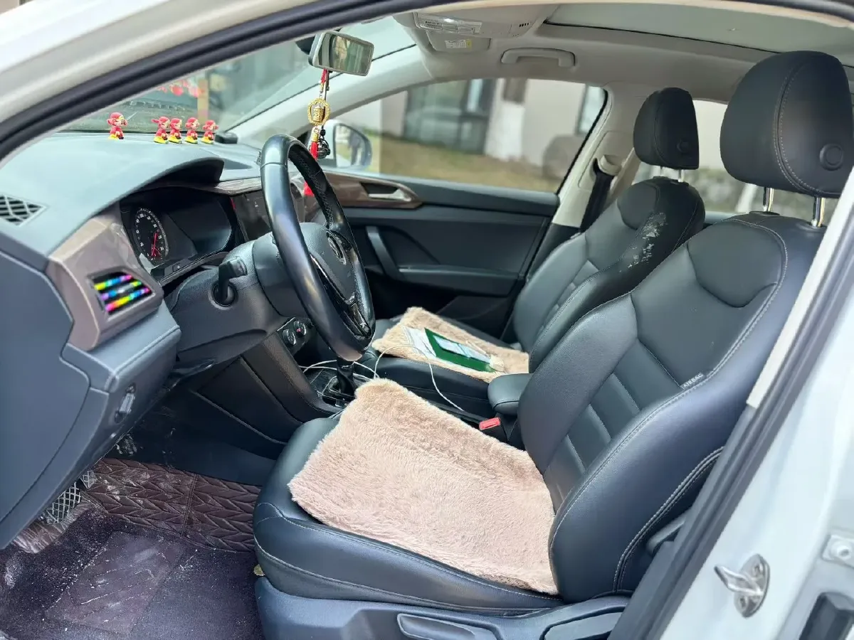 2021 Volkswagen Tharu 1.4T 150HP L4 7DCT,autocango,china used car exporter,china ev exporter,chinese used car exporter,chinese used ev exporter