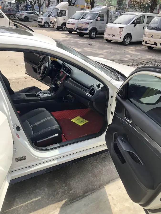 2021 Honda Civic 1.5T 177HP L4 CVT,autocango,china used car exporter,china ev exporter,chinese used car exporter,chinese used ev exporter