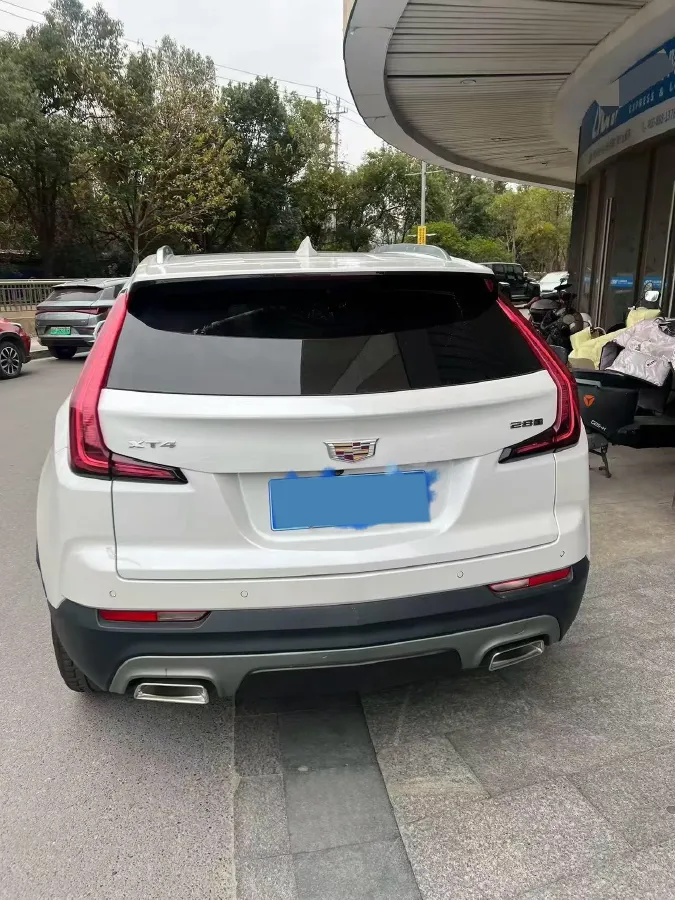 2020 Cadillac XT4 2.0T 241HP L4 9AT,autocango,china used car exporter,china ev exporter,chinese used car exporter,chinese used ev exporter