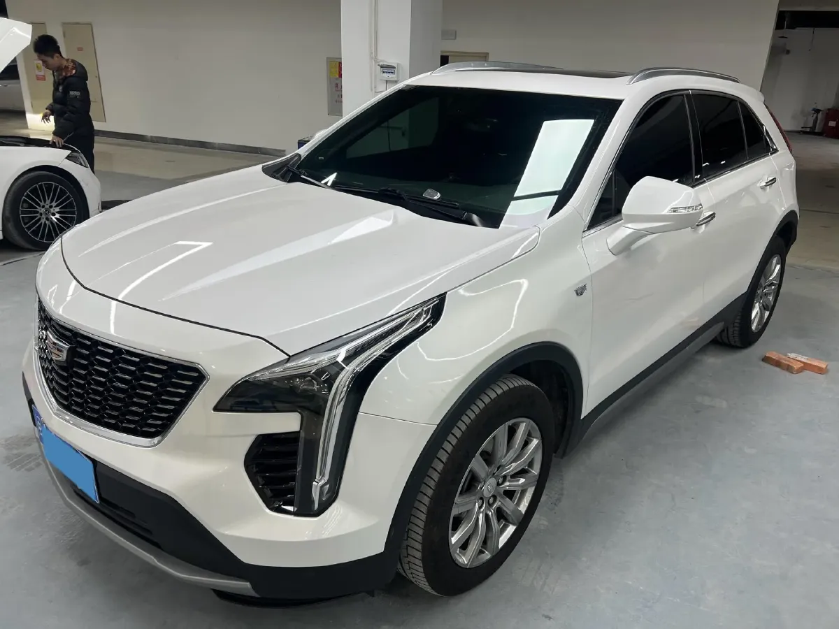 2020 Cadillac XT4 2.0T 241HP L4 9AT,autocango,china used car exporter,china ev exporter,chinese used car exporter,chinese used ev exporter