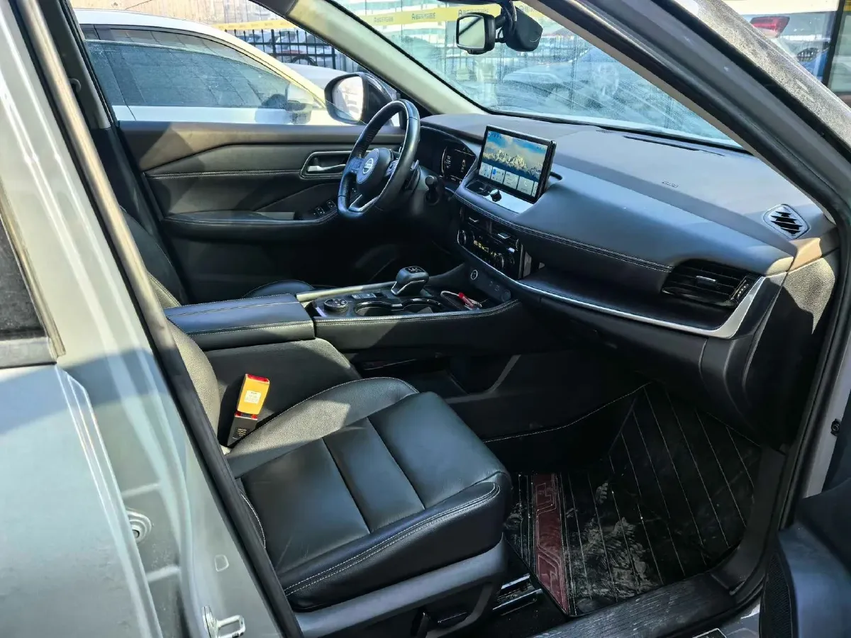 2021 Nissan X-Trail 1.5T 204HP L3 CVT,autocango,china used car exporter,china ev exporter,chinese used car exporter,chinese used ev exporter