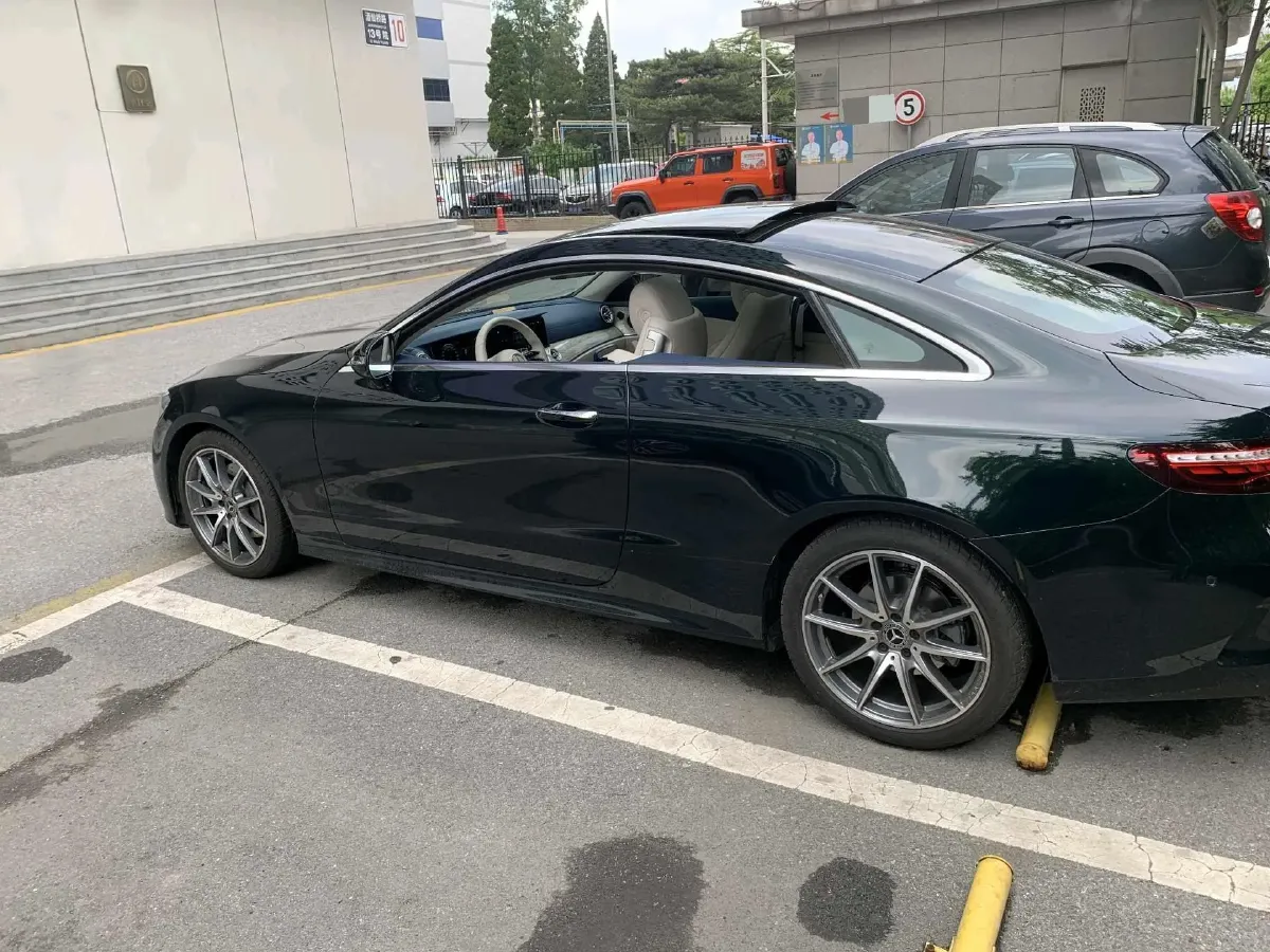 2021 Mercedes-Benz E Class 1.5T 184HP L4 9AT,autocango,china used car exporter,china ev exporter,chinese used car exporter,chinese used ev exporter