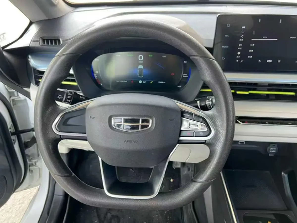 2021 WuLing Nano EV BEV 28KWH,autocango,china used car exporter,china ev exporter,chinese used car exporter,chinese used ev exporter