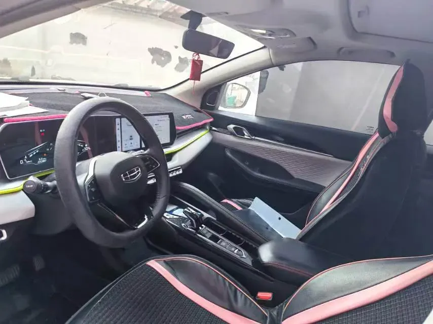 2022 Geely Coolray 1.5T 181HP L4 7DCT,autocango,china used car exporter,china ev exporter,chinese used car exporter,chinese used ev exporter