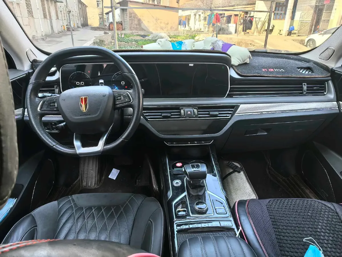 2019 HongQi HS5 2.0T 224HP L4 6AT,autocango,china used car exporter,china ev exporter,chinese used car exporter,chinese used ev exporter