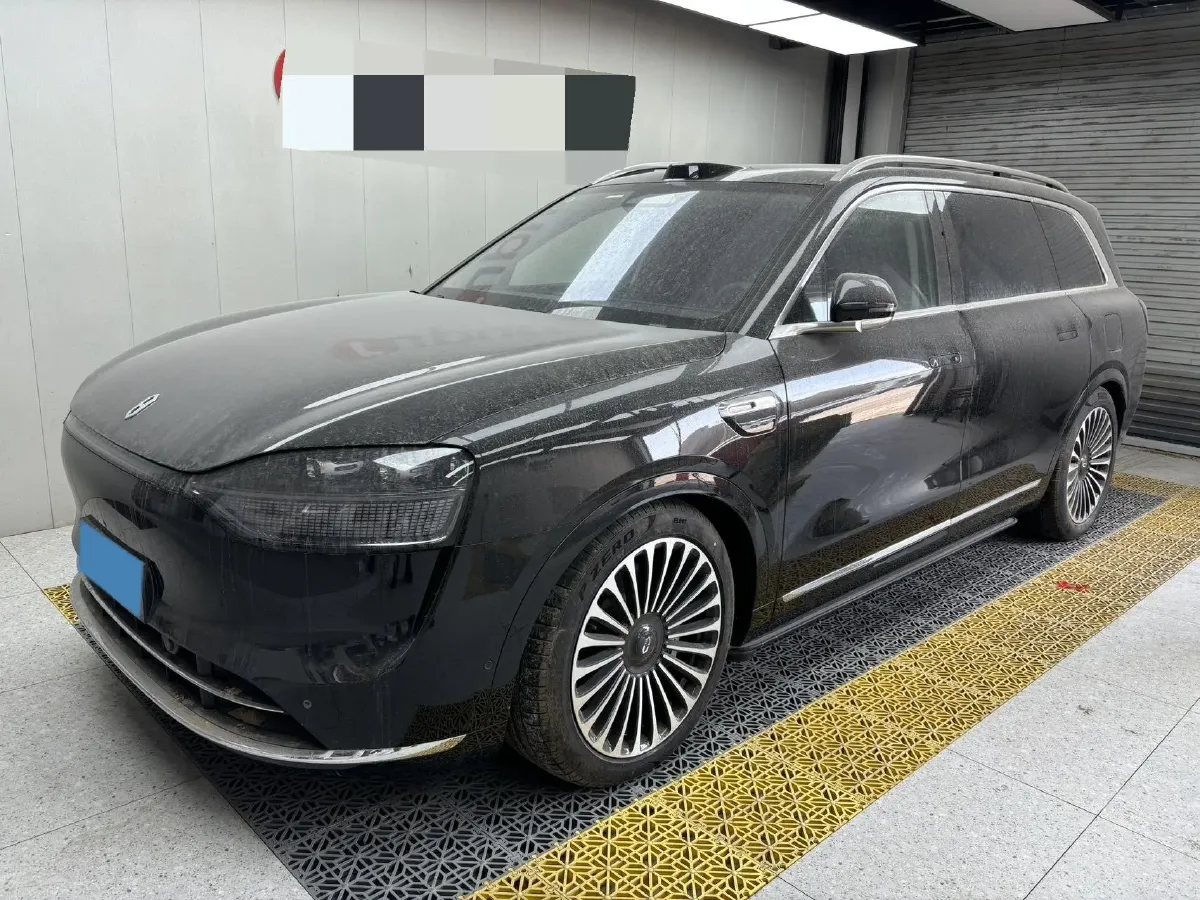 2025 AITO AITO M9 REEV 160HP REEV 52KWH,autocango,china used car exporter,china ev exporter,chinese used car exporter,chinese used ev exporter