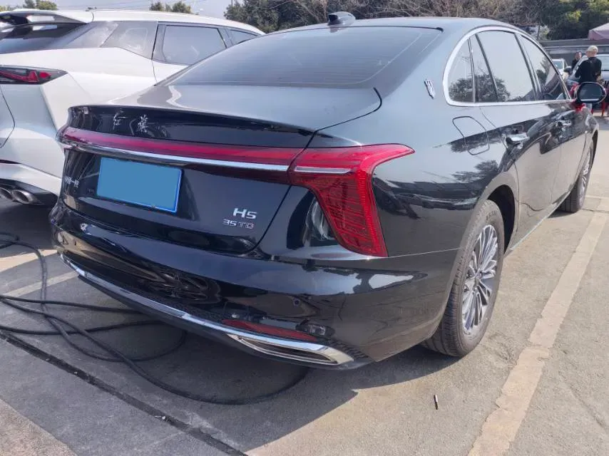 2025 HongQi H5 1.5T 169HP L4 7DCT,autocango,china used car exporter,china ev exporter,chinese used car exporter,chinese used ev exporter