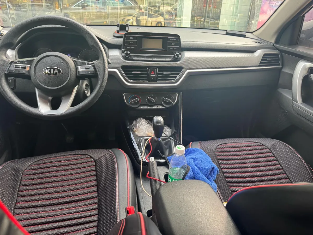 2018 Kia Sportage R 2.0L 160HP L4 6MT,autocango,china used car exporter,china ev exporter,chinese used car exporter,chinese used ev exporter