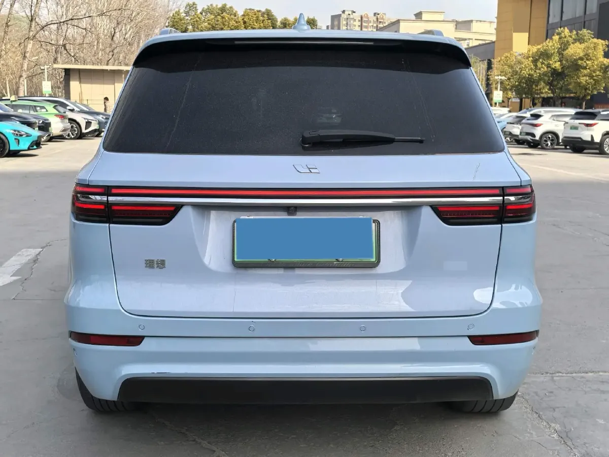 2020 Li ONE Range Extended 131HP REEV 40.5KWH,autocango,china used car exporter,china ev exporter,chinese used car exporter,chinese used ev exporter