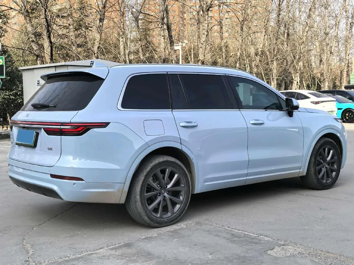 2020 Li ONE Range Extended 131HP REEV 40.5KWH,autocango,china used car exporter,china ev exporter,chinese used car exporter,chinese used ev exporter
