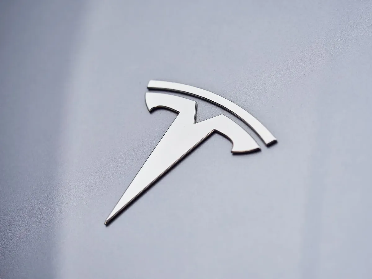 2025 Tesla Model Y BEV 62.5KWH,autocango,china used car exporter,china ev exporter,chinese used car exporter,chinese used ev exporter