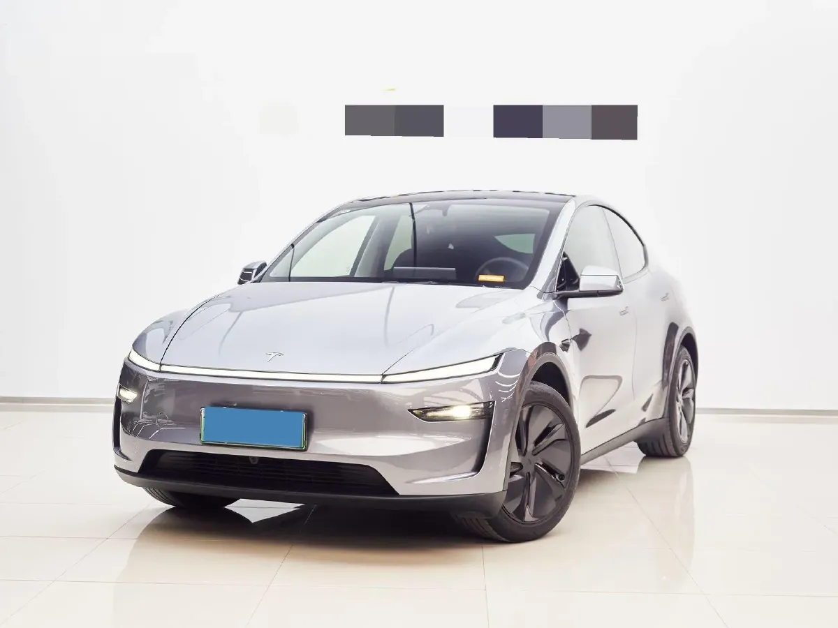 2025 Tesla Model Y BEV 62.5KWH,autocango,china used car exporter,china ev exporter,chinese used car exporter,chinese used ev exporter