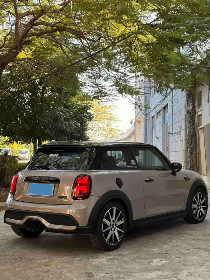 2022 MINI MINI 2.0T 192HP L4 7DCT,autocango,china used car exporter,china ev exporter,chinese used car exporter,chinese used ev exporter