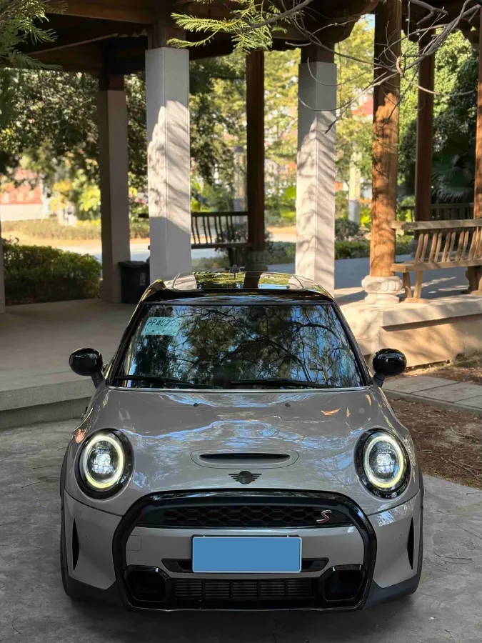 2022 MINI MINI 2.0T 192HP L4 7DCT,autocango,china used car exporter,china ev exporter,chinese used car exporter,chinese used ev exporter
