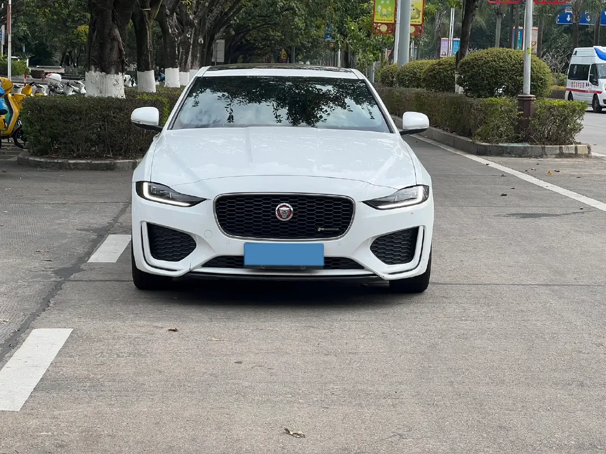 2020 Jaguar XEL 2.0T 200HP L4 8AT,autocango,china used car exporter,china ev exporter,chinese used car exporter,chinese used ev exporter