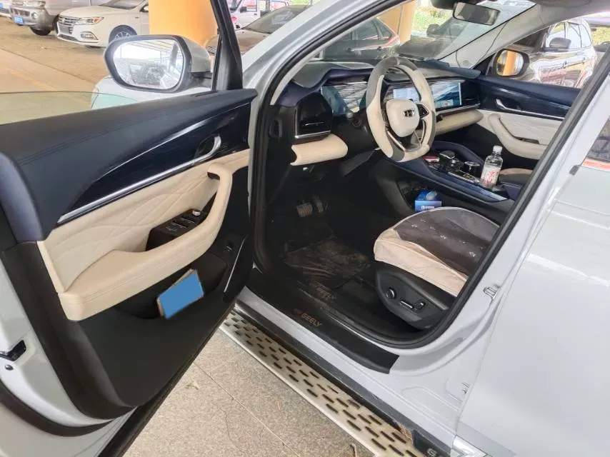 2022 Citroen C5 X 1.6T 175HP L4 8AT,autocango,china used car exporter,china ev exporter,chinese used car exporter,chinese used ev exporter