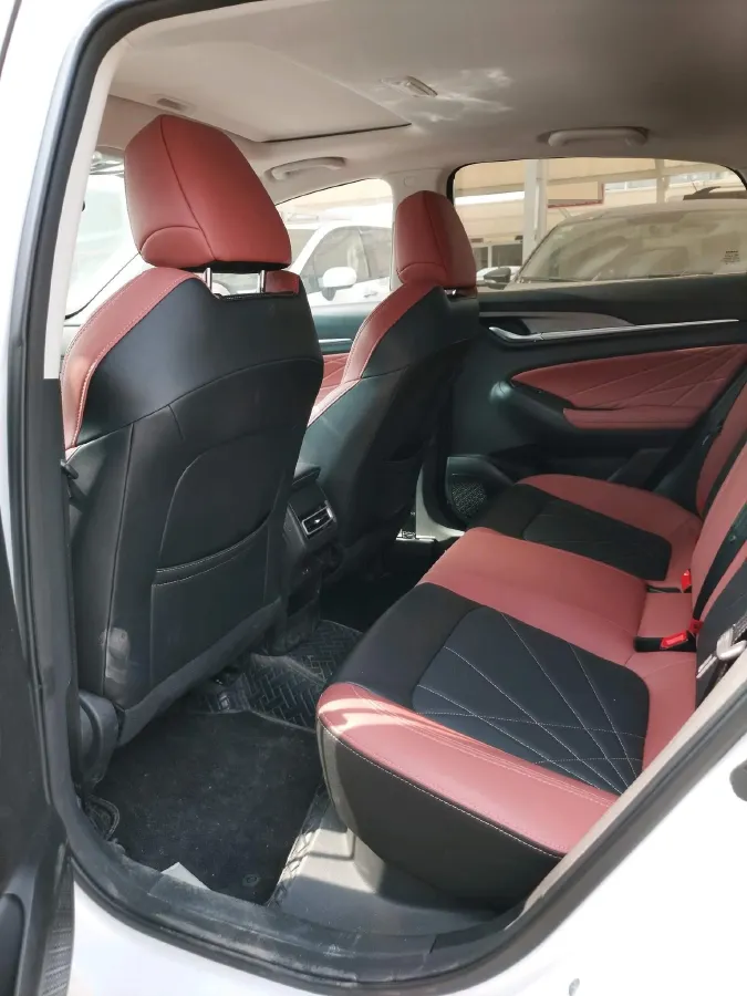 2022 ChangAn Eado 1.4T 160HP L4 7DCT,autocango,china used car exporter,china ev exporter,chinese used car exporter,chinese used ev exporter