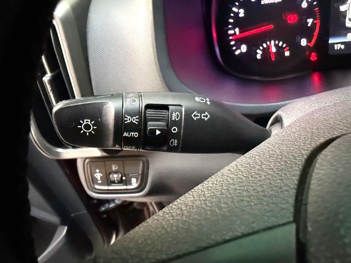 2018 Hyundai ix35 2.0L 160HP L4 6AT,autocango,china used car exporter,china ev exporter,chinese used car exporter,chinese used ev exporter