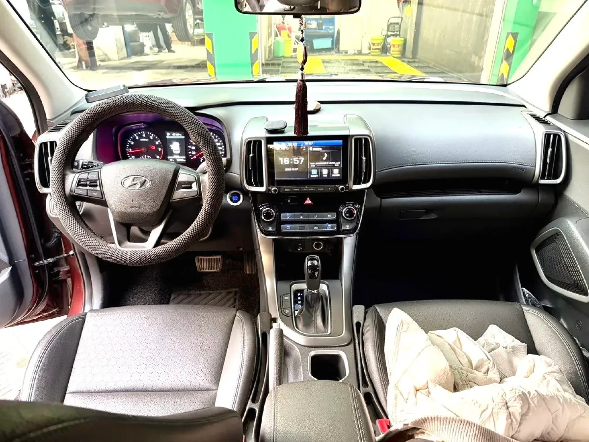 2018 Hyundai ix35 2.0L 160HP L4 6AT,autocango,china used car exporter,china ev exporter,chinese used car exporter,chinese used ev exporter