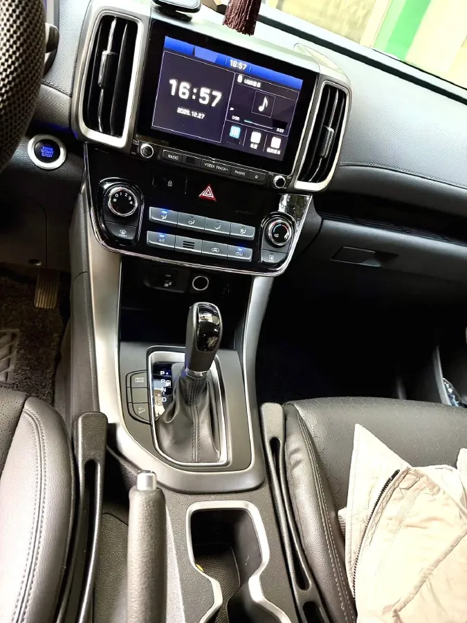 2018 Hyundai ix35 2.0L 160HP L4 6AT,autocango,china used car exporter,china ev exporter,chinese used car exporter,chinese used ev exporter