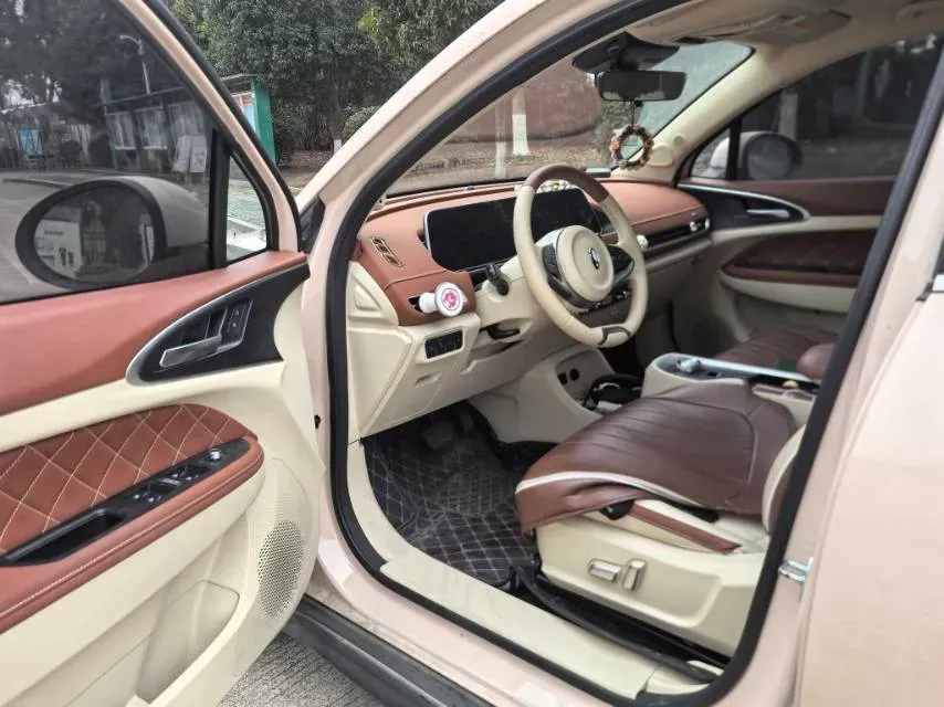 2022 ChangAn CS75 Plus 1.5T 178HP L4 6AT,autocango,china used car exporter,china ev exporter,chinese used car exporter,chinese used ev exporter