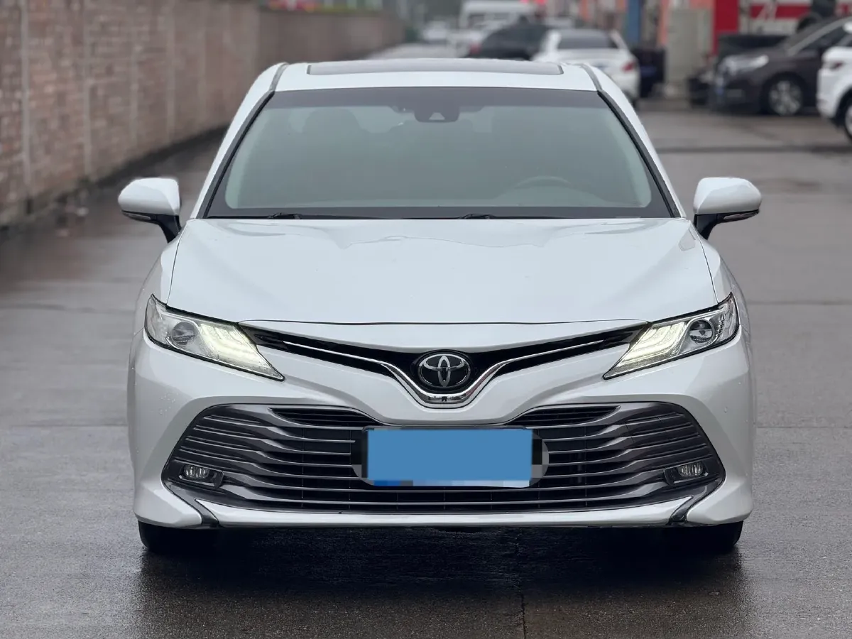 2019 Toyota Camry 2.0L 178HP L4 CVT,autocango,china used car exporter,china ev exporter,chinese used car exporter,chinese used ev exporter