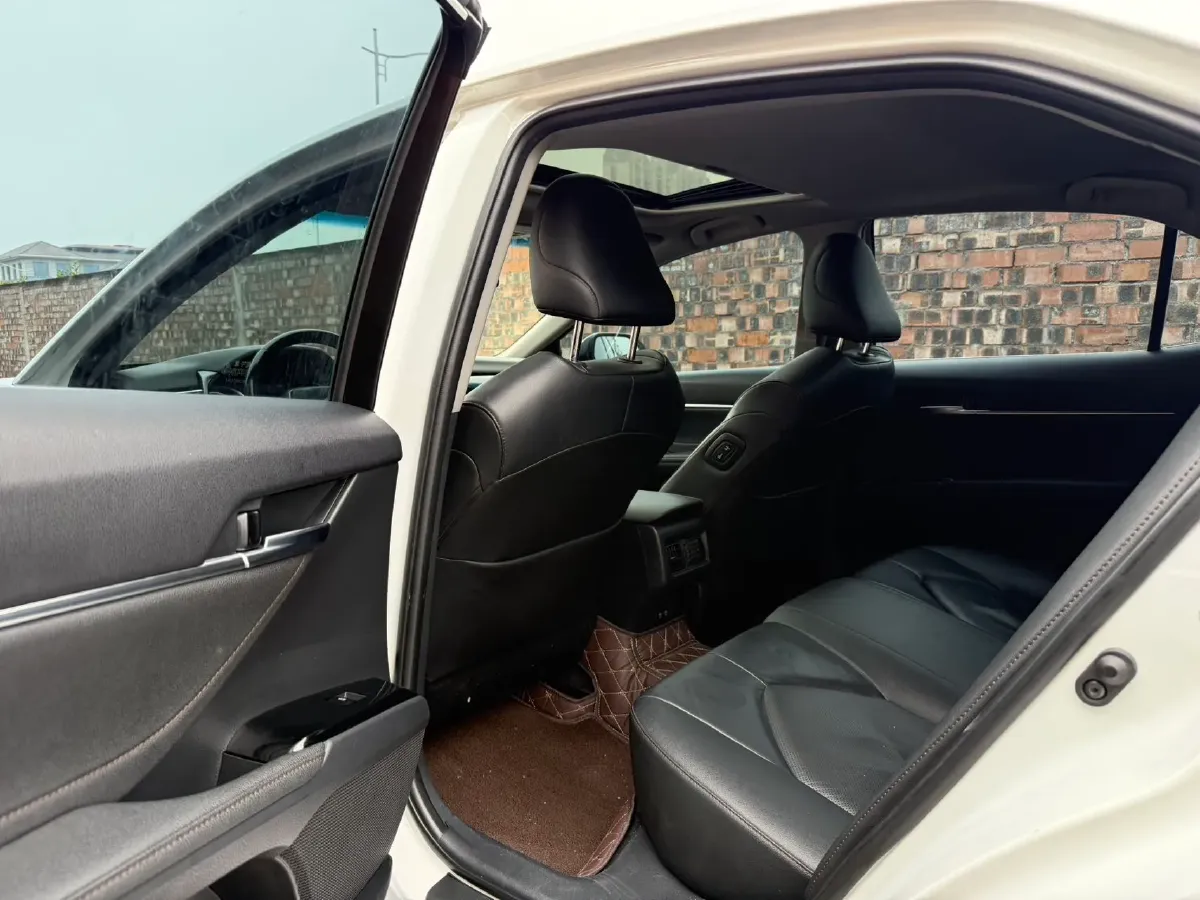 2019 Toyota Camry 2.0L 178HP L4 CVT,autocango,china used car exporter,china ev exporter,chinese used car exporter,chinese used ev exporter