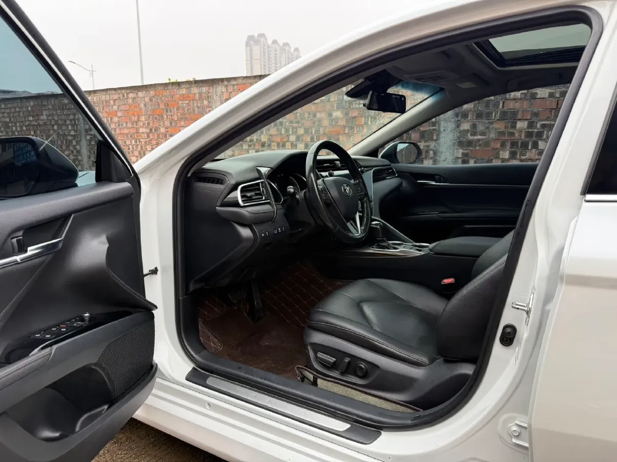 2019 Toyota Camry 2.0L 178HP L4 CVT,autocango,china used car exporter,china ev exporter,chinese used car exporter,chinese used ev exporter