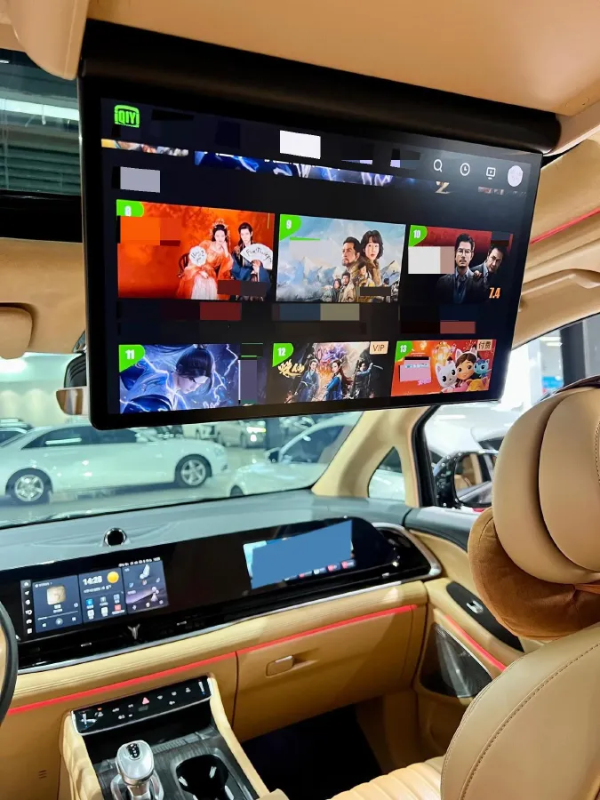 2024 Voyah Dream 1.5T 150HP L4 PHEV 43KWH,autocango,china used car exporter,china ev exporter,chinese used car exporter,chinese used ev exporter