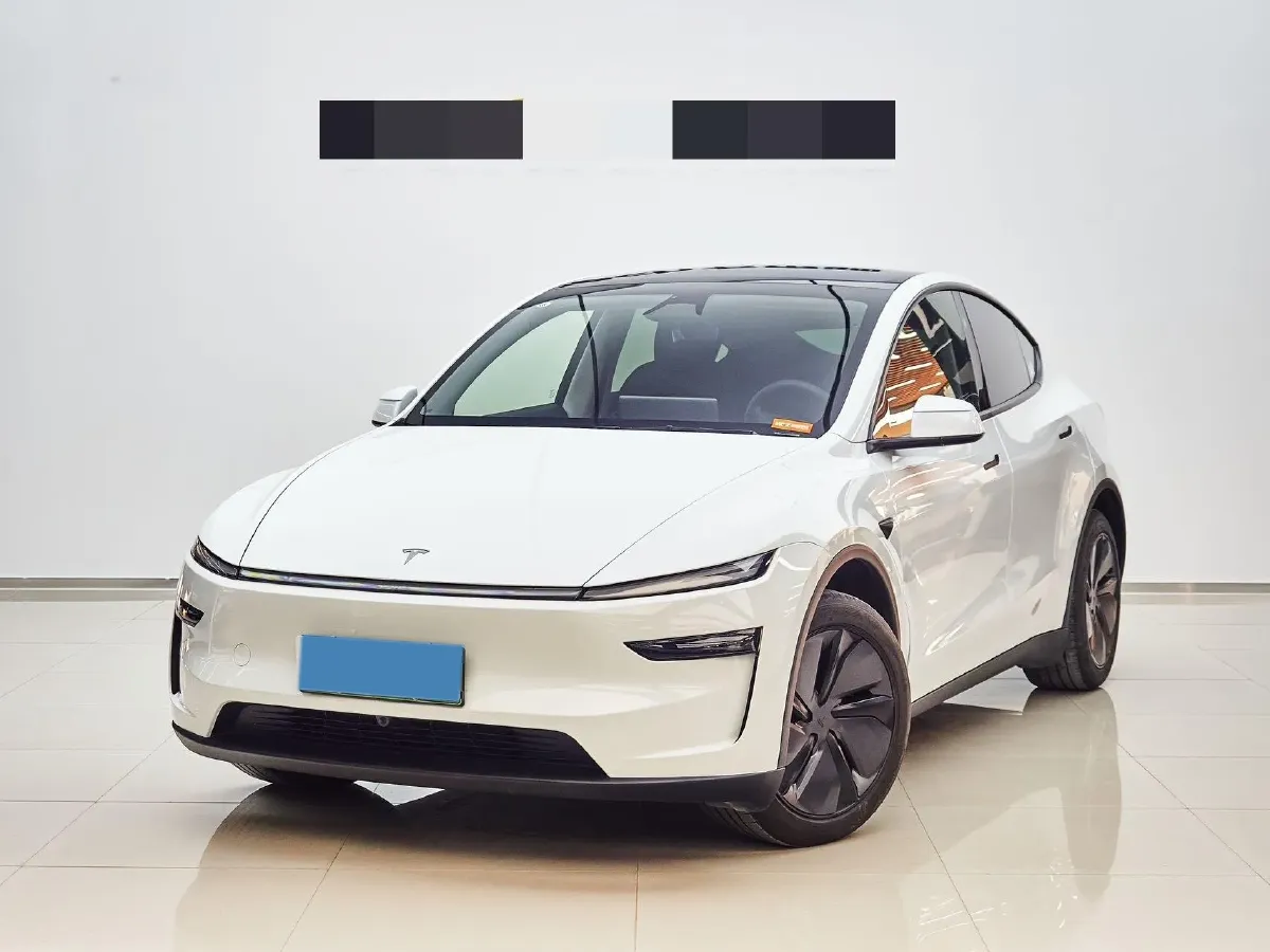 2025 Tesla Model Y BEV 62.5KWH,autocango,china used car exporter,china ev exporter,chinese used car exporter,chinese used ev exporter