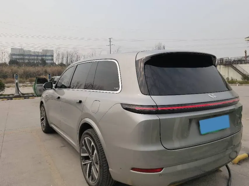 2022 Li L9 Range Extended 154HP REEV 42.6KWH,autocango,china used car exporter,china ev exporter,chinese used car exporter,chinese used ev exporter