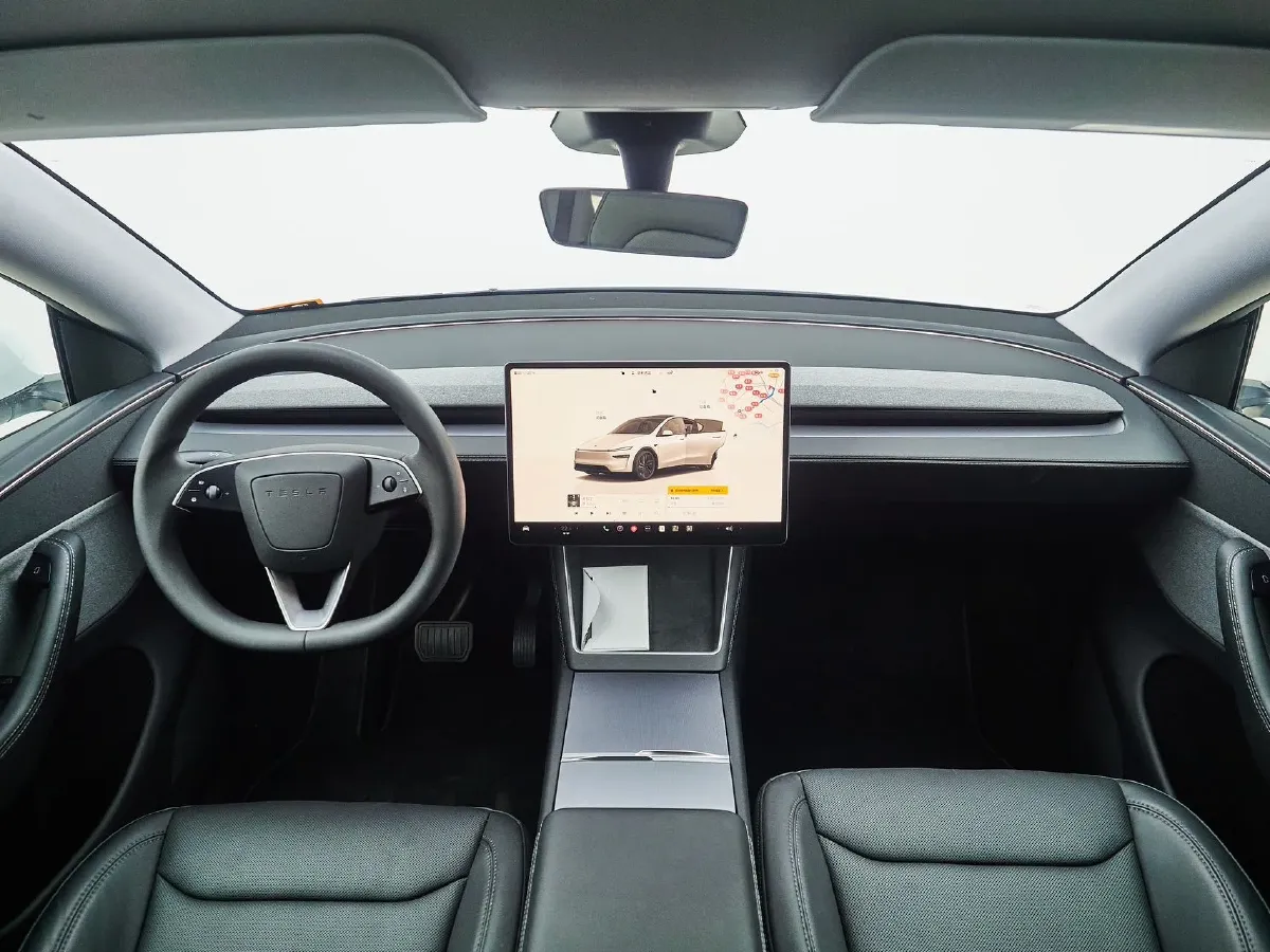 2025 Tesla Model Y BEV 62.5KWH,autocango,china used car exporter,china ev exporter,chinese used car exporter,chinese used ev exporter