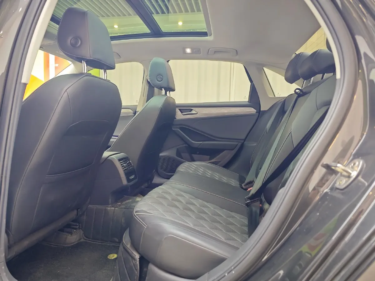 2023 Volkswagen Sagitar 1.4T 150HP L4 7DCT,autocango,china used car exporter,china ev exporter,chinese used car exporter,chinese used ev exporter