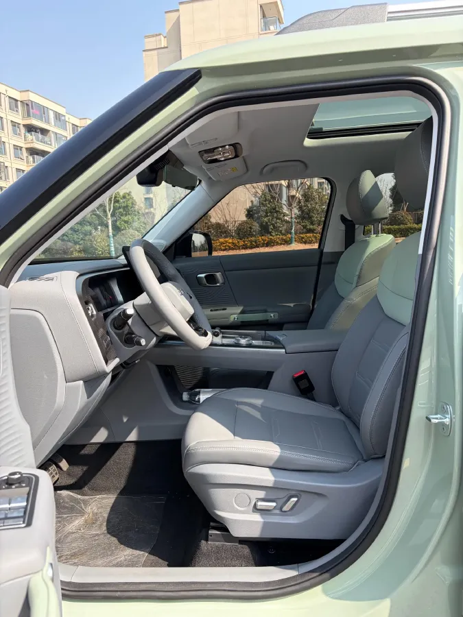 2024 Beijing BJ30 1.5T 158HP L4 2DHT Hybrid,autocango,china used car exporter,china ev exporter,chinese used car exporter,chinese used ev exporter