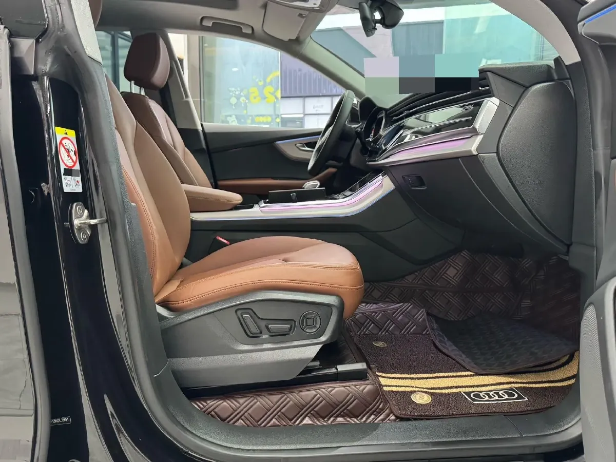 2022 Audi Q8 3.0T 340HP V6 8AT,autocango,china used car exporter,china ev exporter,chinese used car exporter,chinese used ev exporter