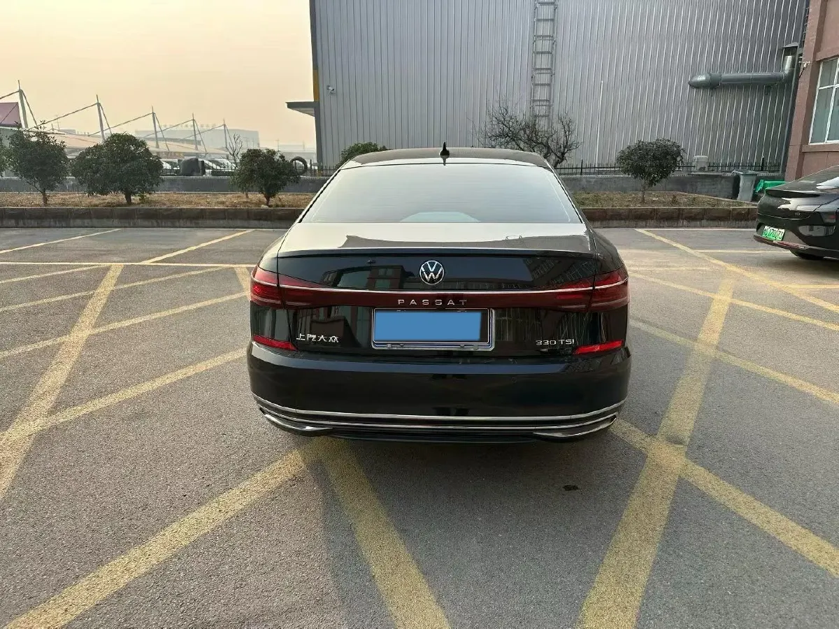 2023 Volkswagen Passat 2.0T 186HP L4 7DCT,autocango,china used car exporter,china ev exporter,chinese used car exporter,chinese used ev exporter