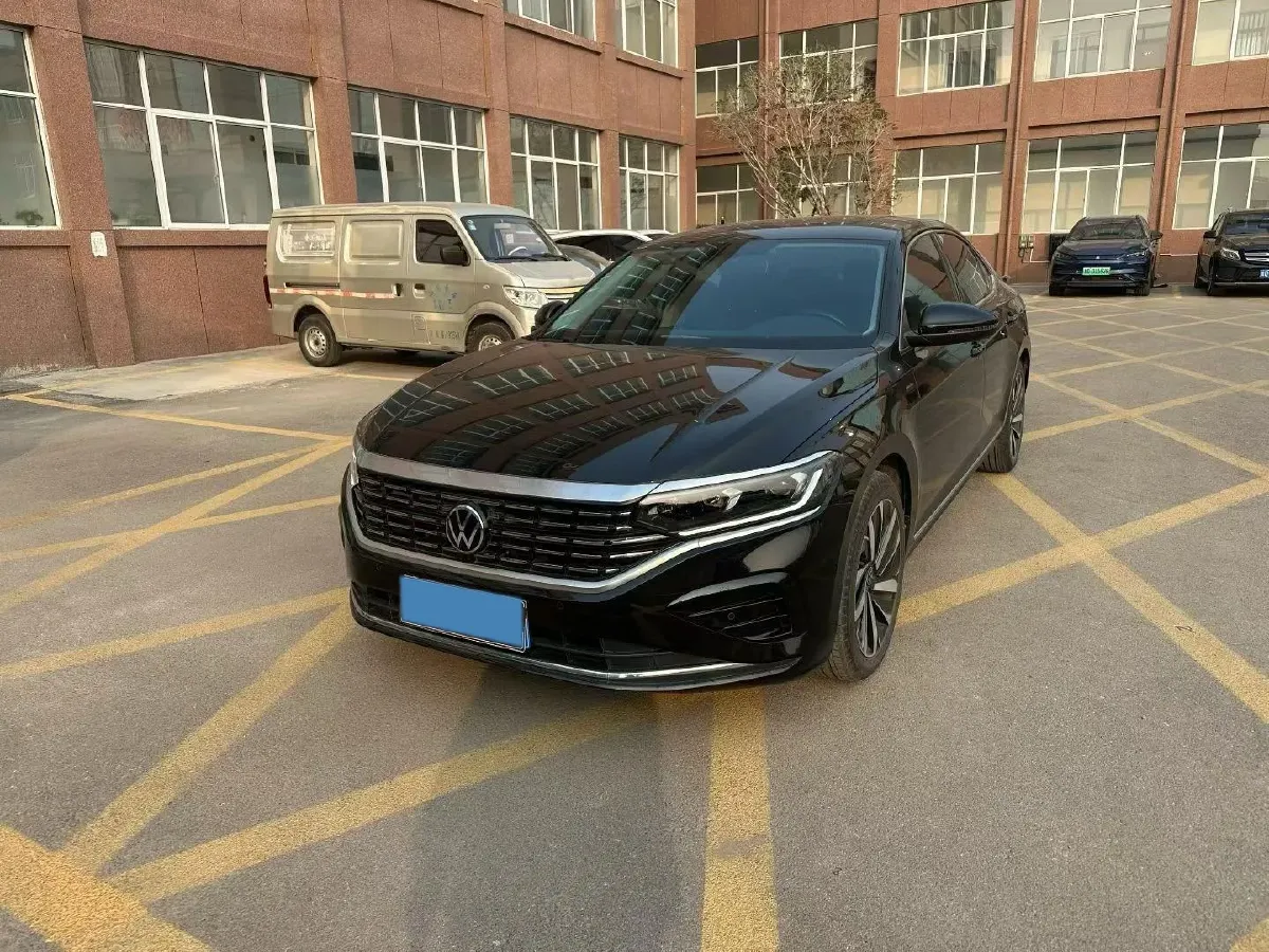 2023 Volkswagen Passat 2.0T 186HP L4 7DCT,autocango,china used car exporter,china ev exporter,chinese used car exporter,chinese used ev exporter