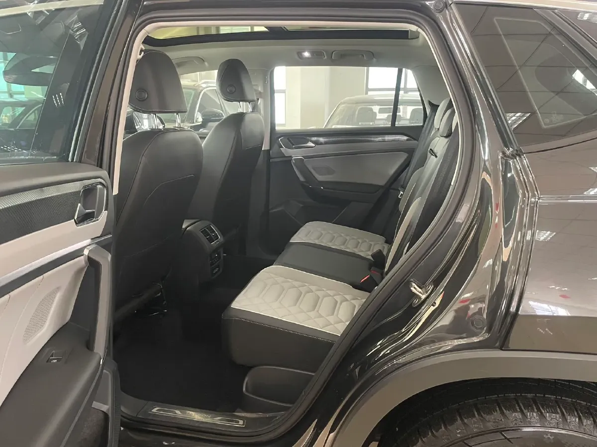 2023 Volkswagen Tayron 1.4T 150HP L4 7DCT,autocango,china used car exporter,china ev exporter,chinese used car exporter,chinese used ev exporter