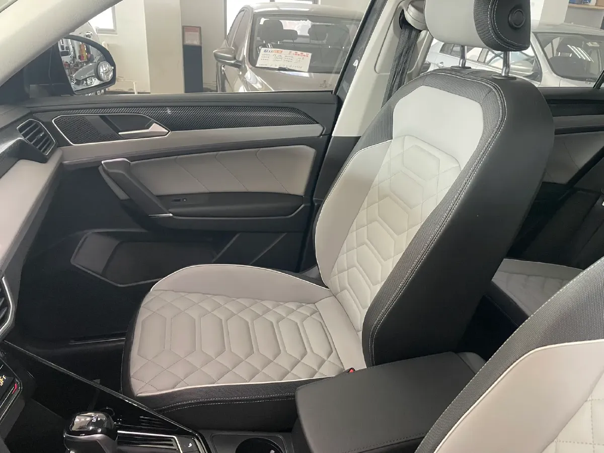 2023 Volkswagen Tayron 1.4T 150HP L4 7DCT,autocango,china used car exporter,china ev exporter,chinese used car exporter,chinese used ev exporter