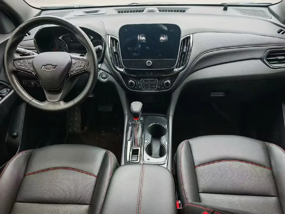 2022 Chevrolet Equinox 2.0T 237HP L4 9AT,autocango,china used car exporter,china ev exporter,chinese used car exporter,chinese used ev exporter