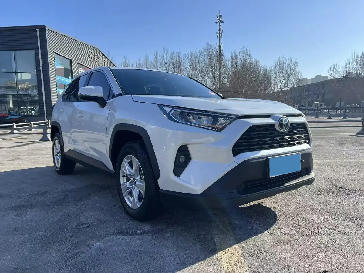 2023 Toyota RAV4 2.0L 171HP L4 CVT,autocango,china used car exporter,china ev exporter,chinese used car exporter,chinese used ev exporter
