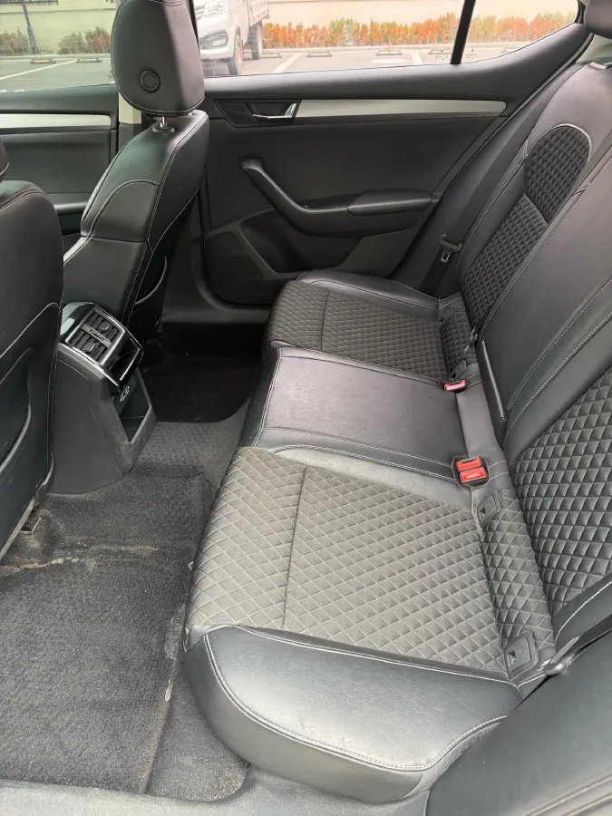 2018 Nissan Terra 2.5L 184HP L4 7AT,autocango,china used car exporter,china ev exporter,chinese used car exporter,chinese used ev exporter