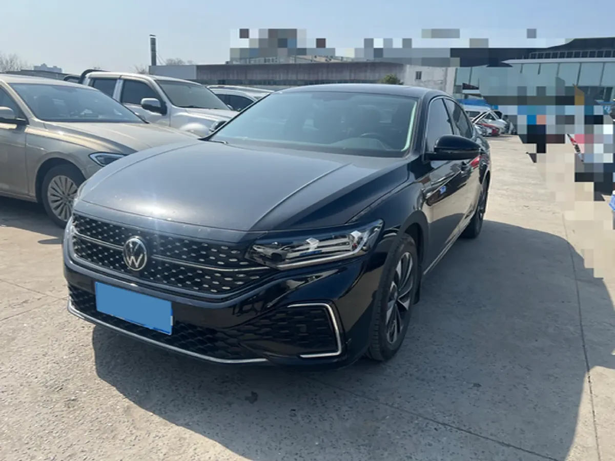2023 Volkswagen Passat 2.0T 186HP L4 7DCT,autocango,china used car exporter,china ev exporter,chinese used car exporter,chinese used ev exporter