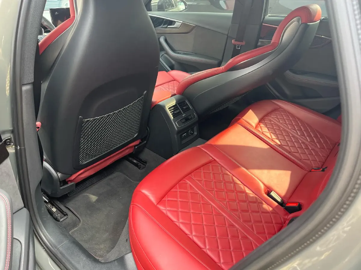 2024 Audi S4 3.0T 354HP V6 8AT,autocango,china used car exporter,china ev exporter,chinese used car exporter,chinese used ev exporter