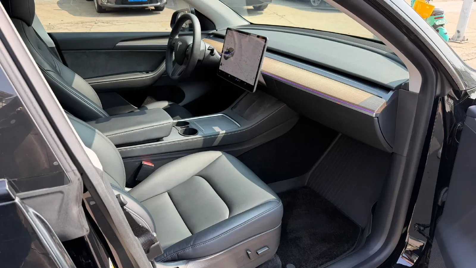 2021 Tesla Model Y BEV 60KWH,autocango,china used car exporter,china ev exporter,chinese used car exporter,chinese used ev exporter